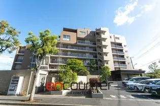 HIGASHIKOMATSUGAWA APARTMENTの画像