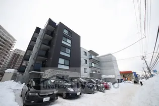 RA711Sα【2階】の外観