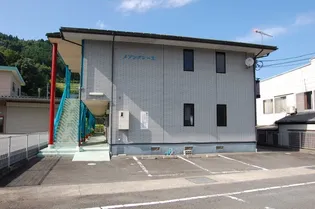 メゾングレース【1階】の外観