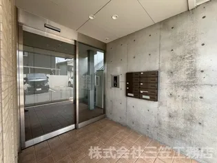 大阪府寝屋川市桜木町【マンション】の外観