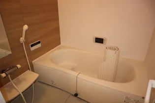 ウエスト ヴィレッジII B棟【1階】の風呂