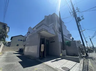 東京都世田谷区新町2【マンション】の外観