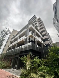 東京都港区南青山4【マンション】の外観