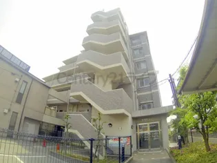 ゴールドヒル宝塚【3階】の外観