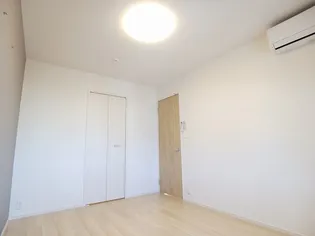 マハロハナII【2階】の居間