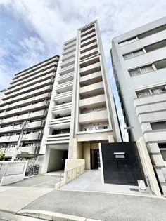 ロイジェント栄【7階】の外観