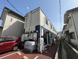 87gメゾン・イースト【1階】の外観