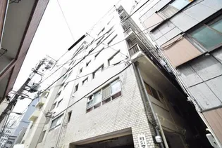 明和マンション【2階】の外観