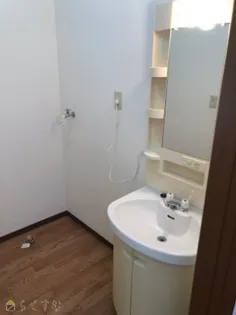 トップリバーの内装