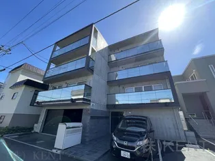 RS18 (アールエス18)【1階】の外観