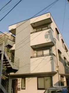 グリーンステップ【2階】の外観