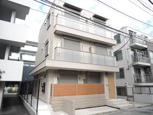 東京都新宿区弁天町【マンション】の外観
