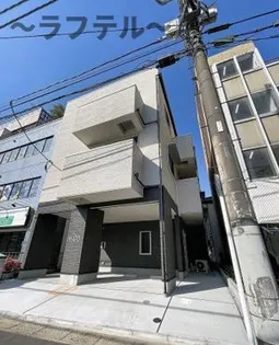 MARO【2階】の外観