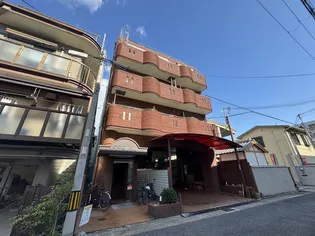 メゾンルージュの画像