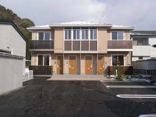 モン・ピエ【1階】の外観