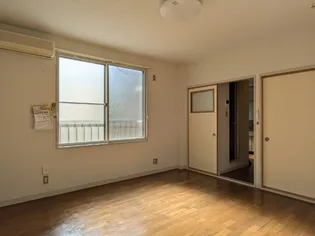 コーポ鈴木(新屋)【1階】の居間