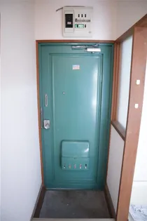 コーポバイパス【1階】の玄関