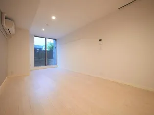 スペリオール白金台【1階】の居間