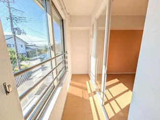 イハナA・B【2階】の内装