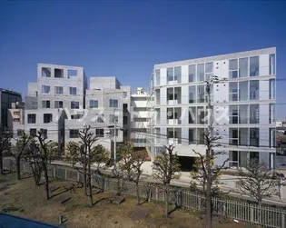 Treform【5階】の外観