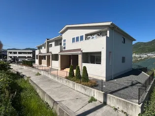 シャトレ・カズA【1階】の外観