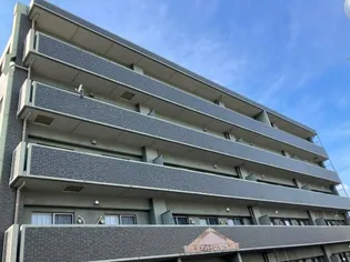 アントゥレ・ゼンザ【3階】の外観