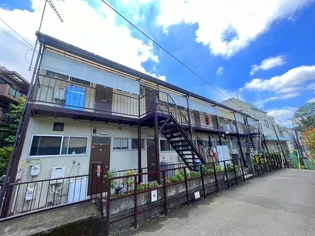 いつみ荘【3階】の外観