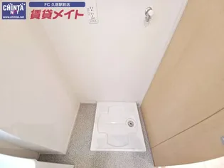 メゾン ラヴィエール II【1階】の内装