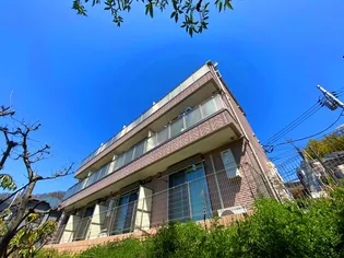 R stage西谷【3階】の外観