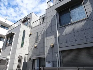 セレ初台の外観