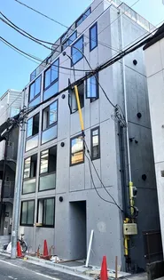 東京都新宿区河田町【マンション】の外観