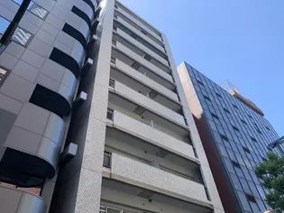東京都新宿区西新宿3【マンション】の外観