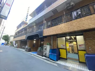 ダイアパレス新宿一丁目【2階】の外観
