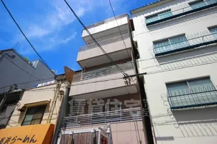 吉田マンション【2階】の外観