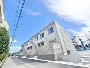 千葉県四街道市鹿渡【アパート】の外観