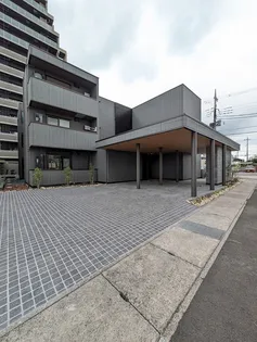 D-GLANZ EAST【2階】の外観