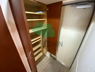 シャローム天神北【10階】の玄関