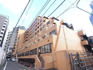 ライオンズマンション西新宿【5階】の外観