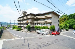 シャルム醍醐【2階】の外観