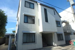 マンションシナーラ【3階】の外観