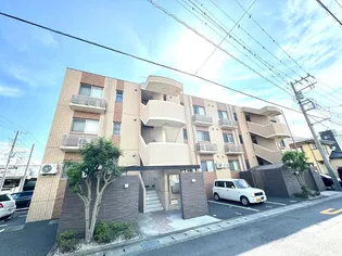 ルミナスコート【1階】の外観