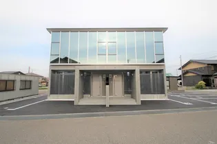 NEW DAYS III【1階】の外観