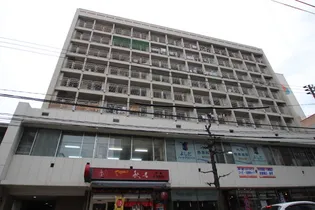 本逕寺ビル【4階】の外観