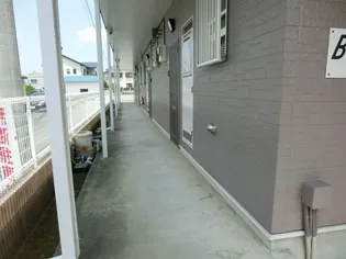 Beeアムール【2階】の地図