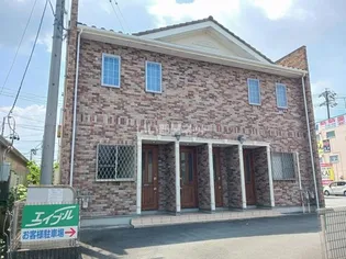 カーサ・ジュラーレII【1階】の外観