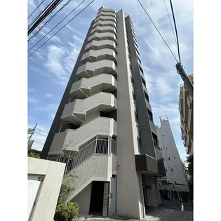 埼玉県草加市氷川町【マンション】の外観