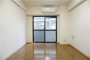 クレアシオン南大塚【2階】の居間