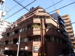 ロイヤルハイツ新宿御苑【5階】の外観