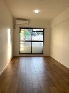 レルムアカシヤの画像