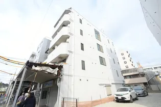 神奈川県横浜市鶴見区生麦3【マンション】の外観